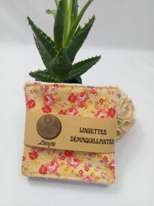3 fleurs et 2 graphiques